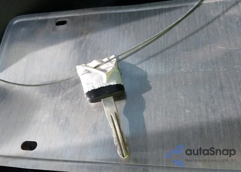 2009 Nissan Versa 1.8S z USA, uszkodzony, nr VIN 3N1BC13E89L367597